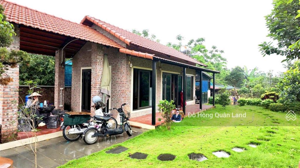 Đất lô góc sổ 700m2 phú cát sẵn khuôn viên, gần chợ, trung tâm, lõi cnc hòa lạc, ô tô vào nhà