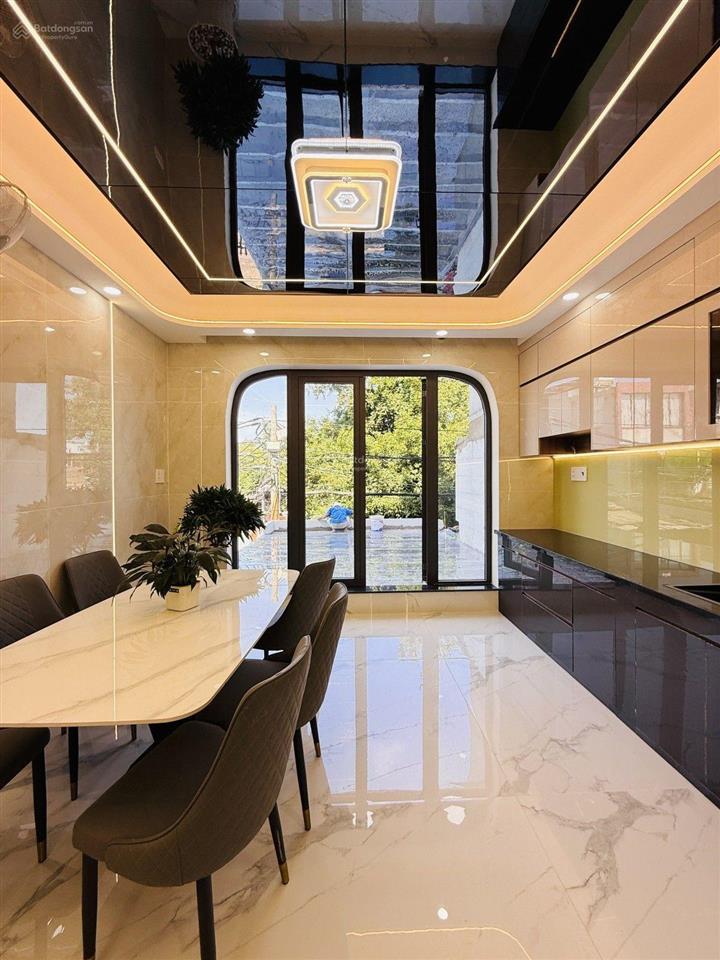 Bình tân, hẻm nhựa thông, nhà 5 tầng ,68m2, giá rẻ