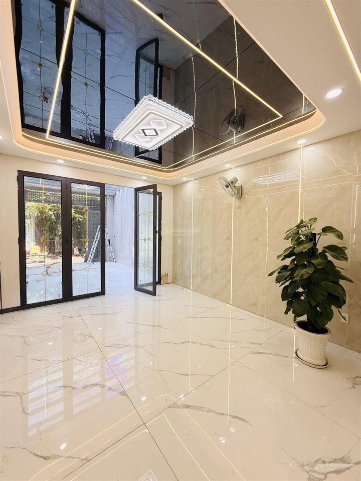 Bình tân, hẻm nhựa thông, nhà 5 tầng ,68m2, giá rẻ