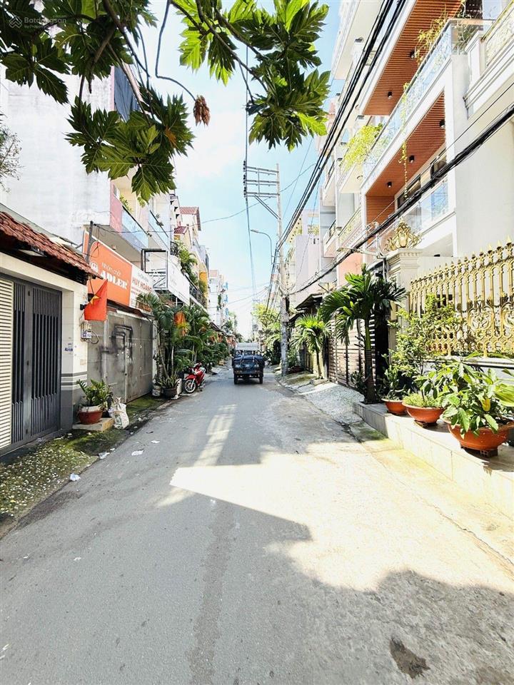 Bình tân, hẻm nhựa thông, nhà 5 tầng ,68m2, giá rẻ