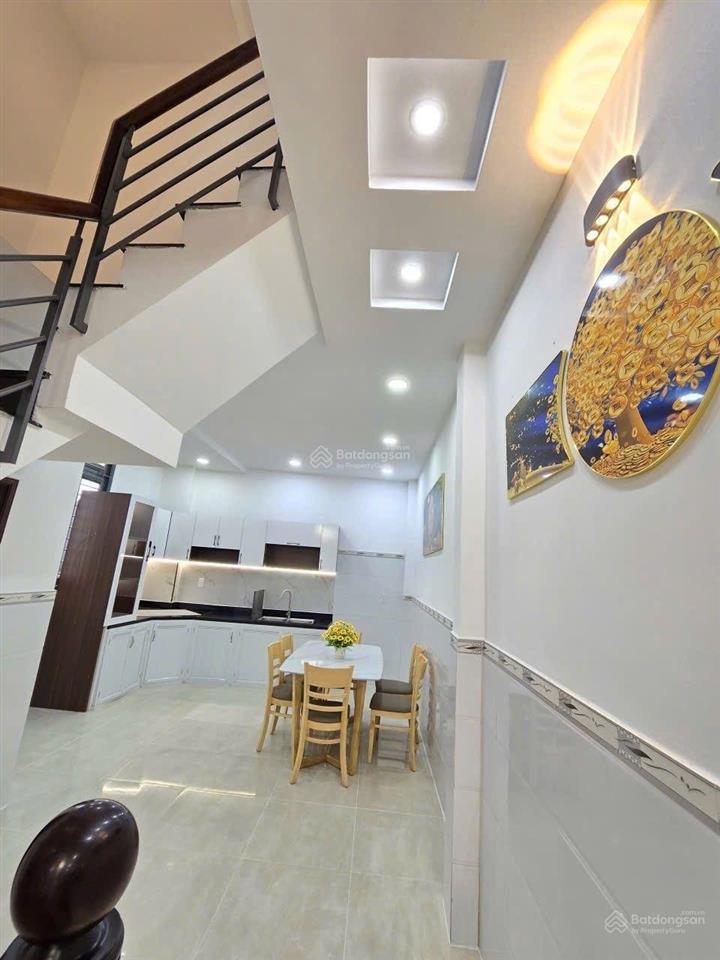 Khu vip bình tân  nhà mới đẹp, 3 tầng, 68m2, ô tô, giá rẻ