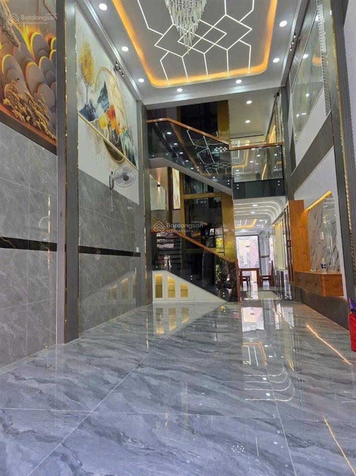 Bình tân, nhà 5 tầng 80m2, thang máy, gần mặt tiền, giá rẻ 8 t.ỷ hơn