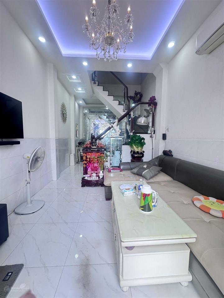 Nhà đẹp 4 tầng, 4pn, p. minh phụng, cạnh đ.32. cao tầng.