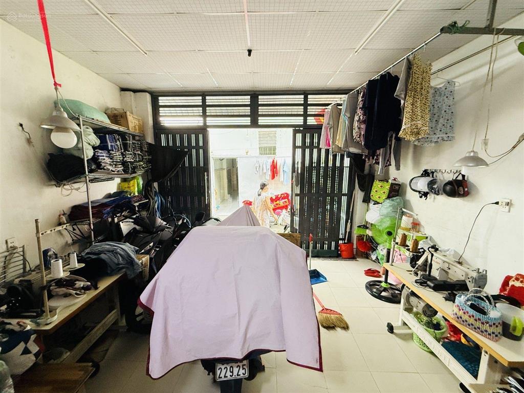 Bình tântân, nhà 3 tâng 75m2, ngang 5m, nhinh 5t