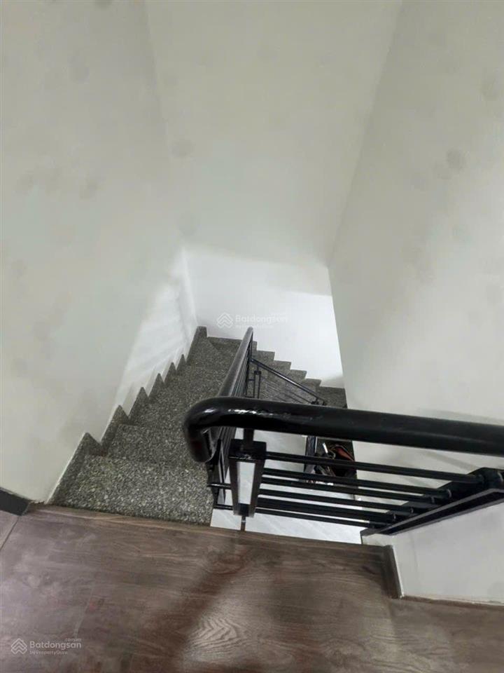 Nhà mới đẹp 2 tầng, 3pn, ô tô thông, tân phú, giá rẻ.