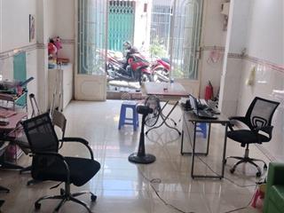 Nhà 3 tâng, 3 phòng ngủ, 60m2, ô tô thông, giá rẻ.