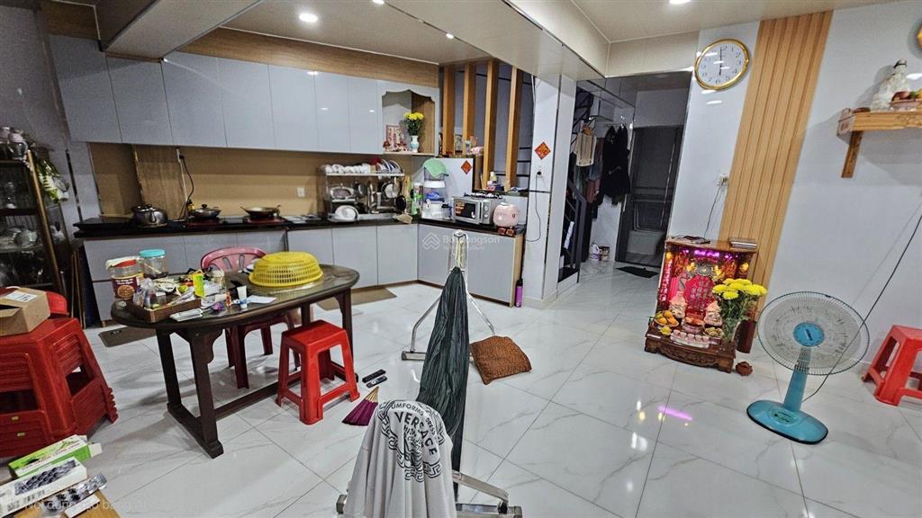 Nhà 2 tầng, 80m2, ngang 9x12m, hẻm ô tô thông, chỉ 4,8 tỷ