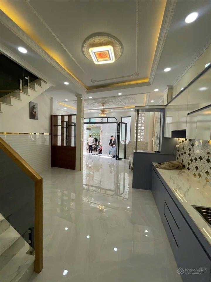 Nhà đẹp 2 tầng, hẻm ô tô thông, rộng 5m, dt 50m², p. phú lâm, bà hom