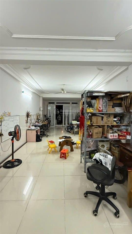 Nhà mặt tiền, 2 tầng 80m2, giá rẻ, kinh doanh