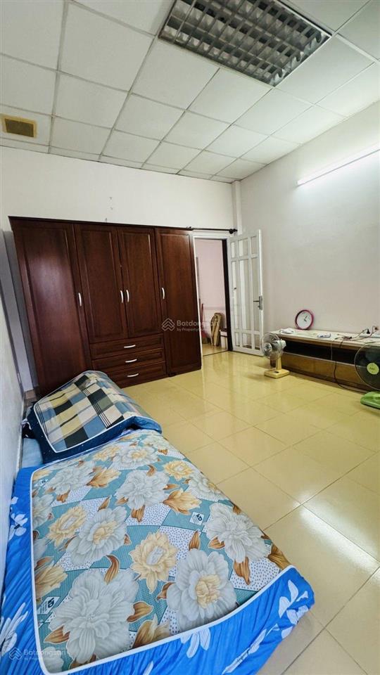 Nhà mặt tiền, 2 tầng 80m2, giá rẻ, kinh doanh