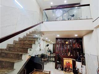 Nhà mặt tiền, 5 tầng, kinh doanh, dt 72m2, rẻ