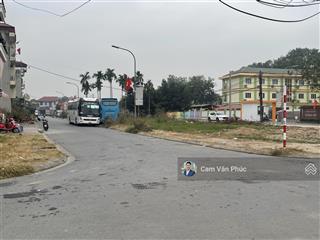 Cc bán đất đông dư 81,5m vuông vắn nở hậu giá 120tr/m 50m ra hồ, chợ, trường ô tô tránh đỗ