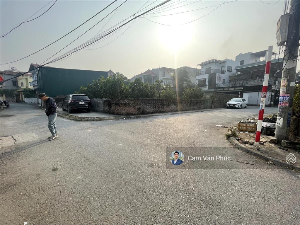 Cc bán đất đông dư 81,5m vuông vắn nở hậu giá 120tr/m 50m ra hồ, chợ, trường ô tô tránh đỗ