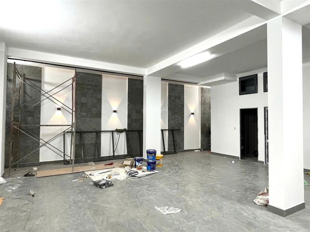 (thuê) nguyên căn nhà đôi  phường 7, quận 8 mặt tiền nội bộ