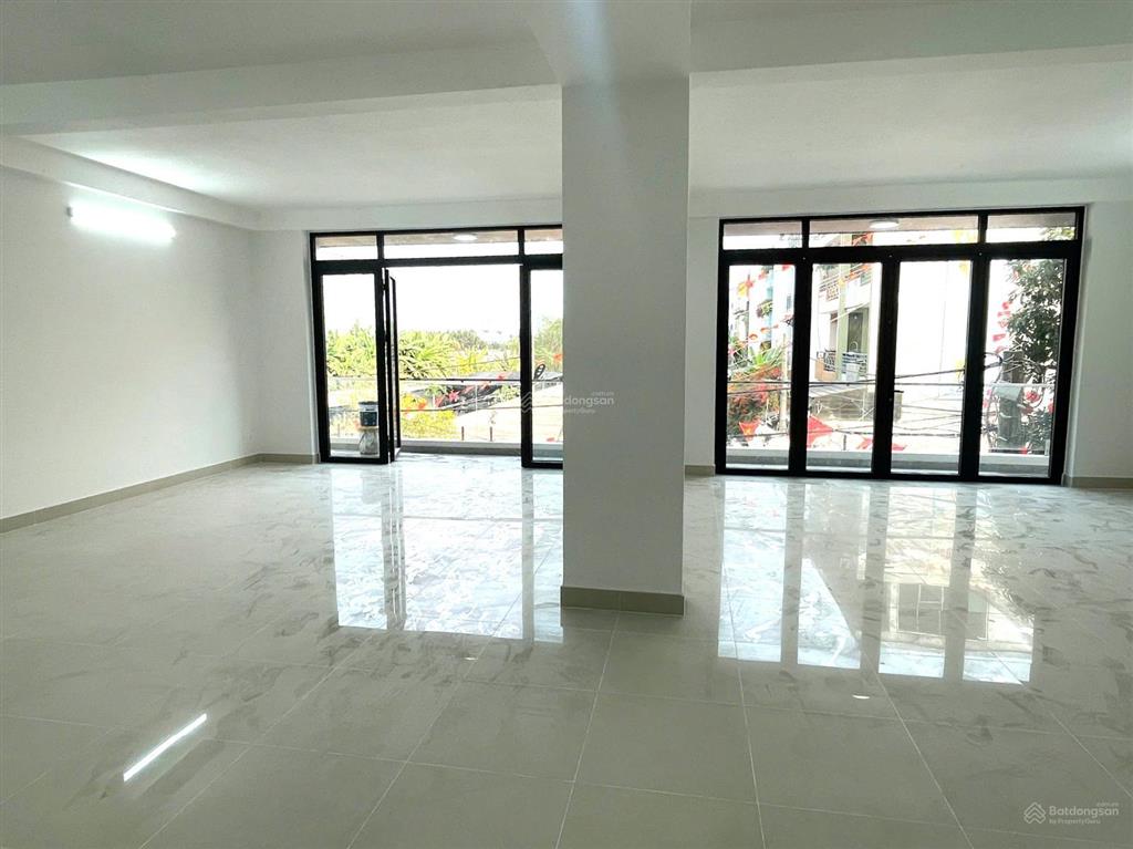 (thuê) nguyên căn nhà đôi  phường 7, quận 8 mặt tiền nội bộ