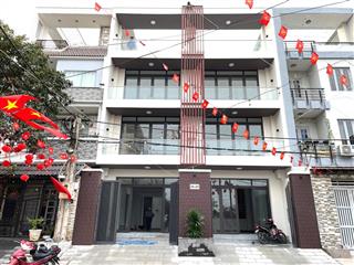 (thuê) nguyên căn nhà đôi  phường 7, quận 8 mặt tiền nội bộ