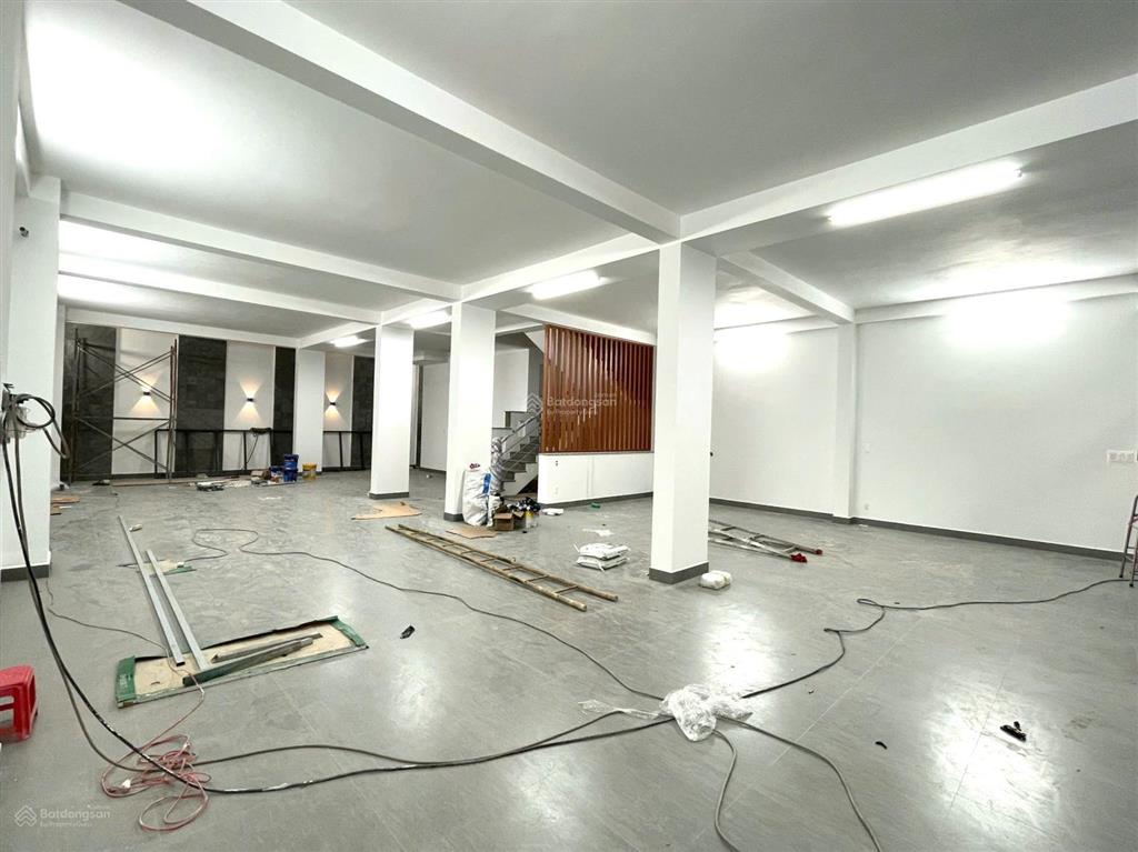 (thuê) nguyên căn nhà đôi  phường 7, quận 8 mặt tiền nội bộ