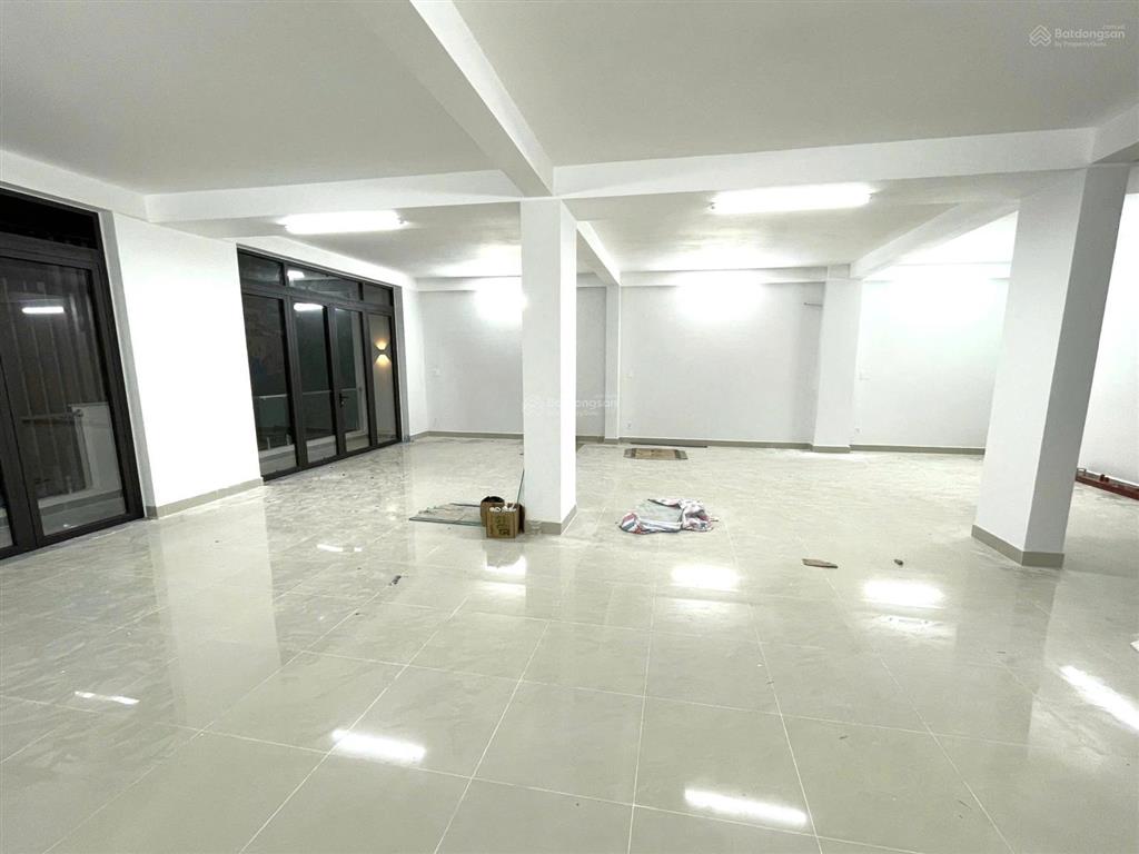 (thuê) nguyên căn nhà đôi  phường 7, quận 8 mặt tiền nội bộ