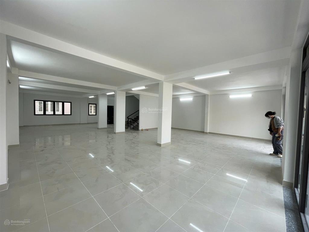 (thuê) nguyên căn nhà đôi  phường 7, quận 8 mặt tiền nội bộ