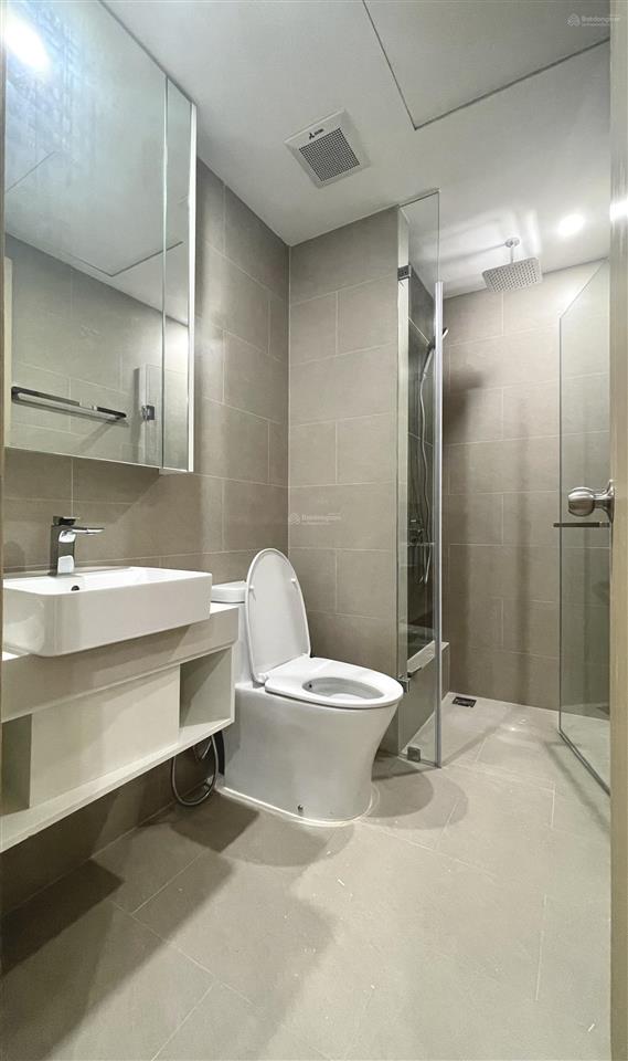 Bán nhanh giá tốt căn hộ 2 phòng ngủ the sóng vũng tàu giá 2tỷ150tr.  0929 968 ***