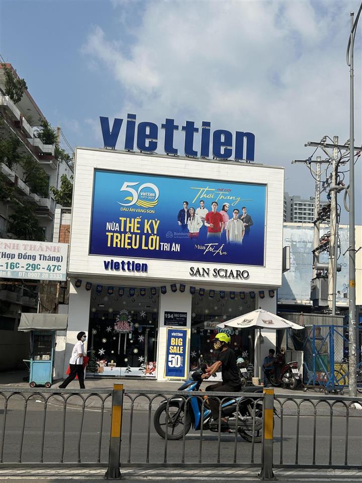 Bán nhà mặt tiền 194 hậu giang quận 6 . diện tích 8.5 dài 25