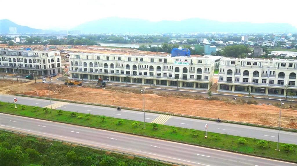 Bán đất 112m2 dự án iconic quy nhơn. cắt lỗ 200 triệu. giá 2 tỷ 990 triệu