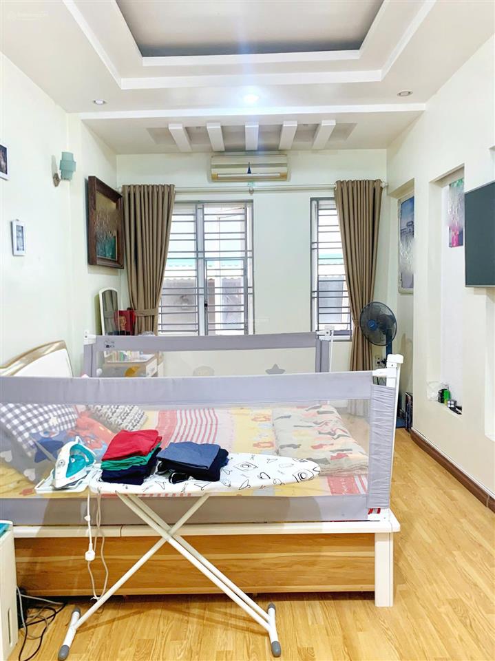 Bán nhà mặt ngõ nông rộng 4m tại đường lý tự trọng, hồng bàng, hp