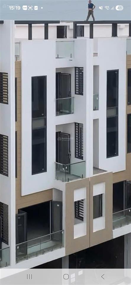 Chính chủ cho thuê liền kề, lô góc vườn hoa đường 60m.  0988 643 ***