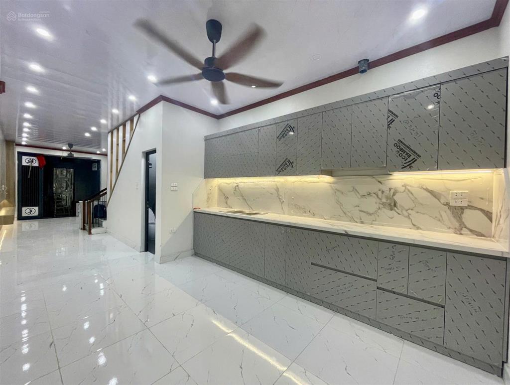 Bán nhà riêng  tiền năng tăng giá  tại trần hòa, định công, hoàng mai, chỉ với 3,1 tỷ, 48m2