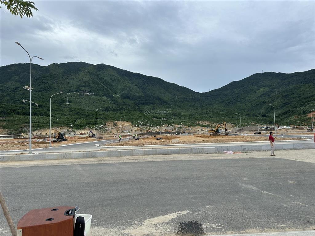 Căn 208 m2 phân khu đảo ngọc, hải vân bay chỉ 20m bước chân ra biển du lịch