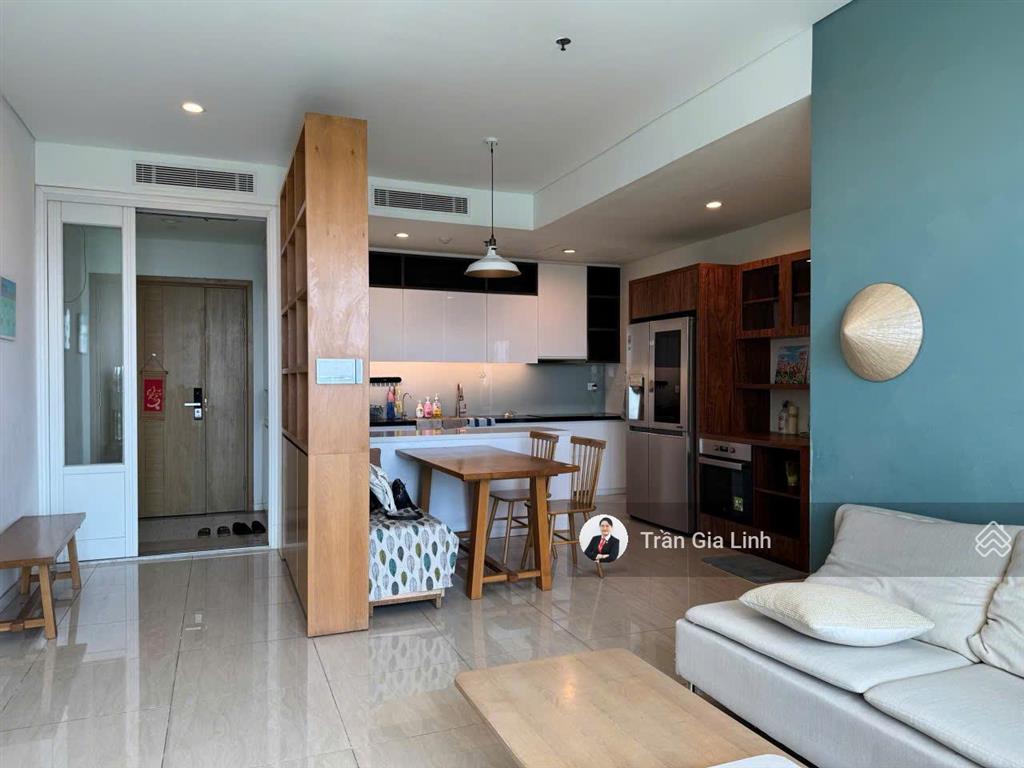 Bán căn hộ 3pn sala căn góc, sẵn sổ, view sông hướng đông nam tặng full nội thất