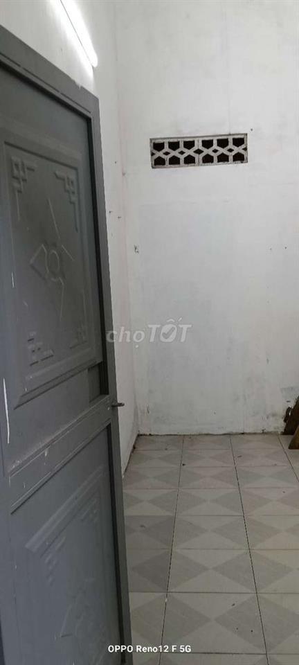 Cho thuê phòng trọ khép kín. Đầy đủ điều hoà, nóng lạnh