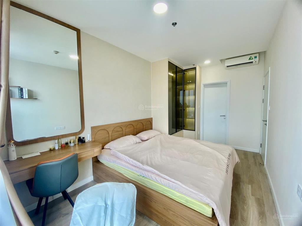 Cần bán căn hộ urban green giá chỉ 6 tỷ tl 72 m2 2pn + 2wc full nội thất view nội khu