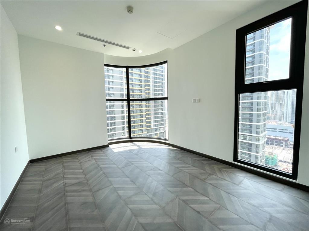 Bán căn 2pn bo góc 3 tầm view công viên, sông, nội khu the beverly  vinhomes grand park 6,3 tỷ tl