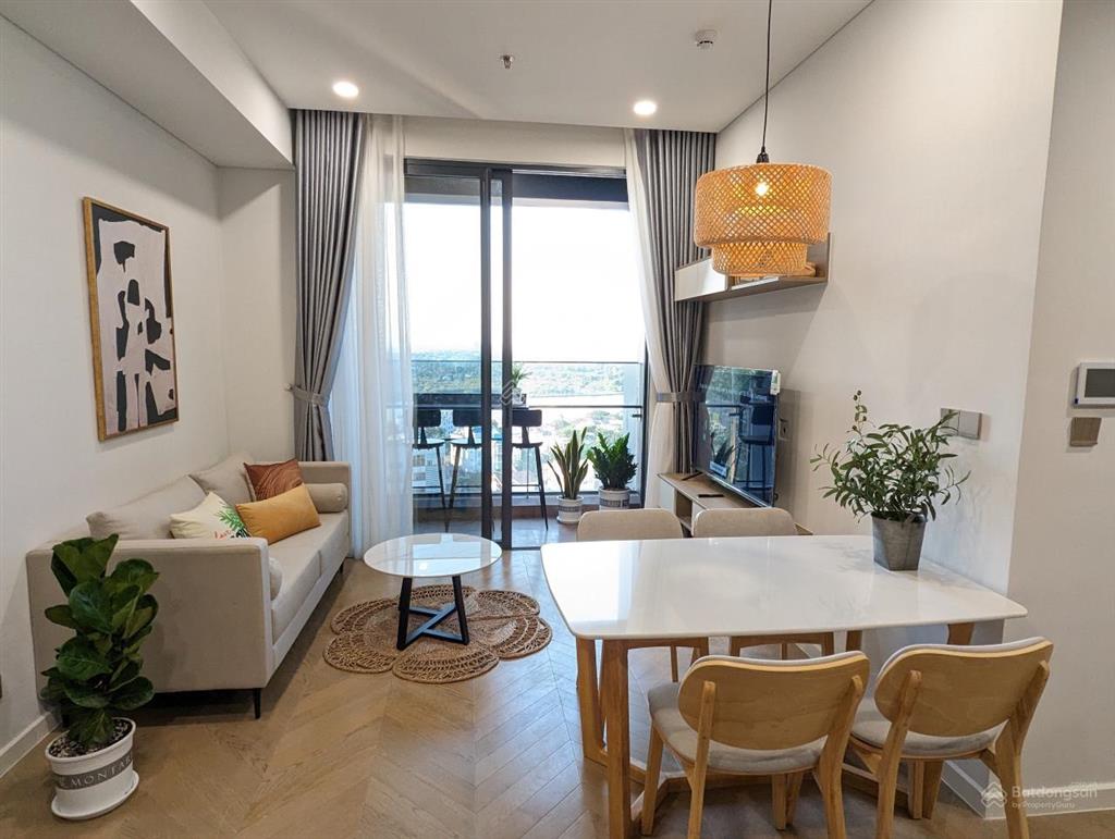 Cần cho thuê căn 2pn toà west view sông lumiere riverside, nội thất đủ, giá 41,5 triệu gồm pql