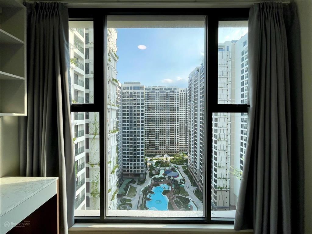 Bán 2pn góc lumiere boulevard khu compound, đầy đủ nội thất, view nội khu công viên 5.5 tỷ btp