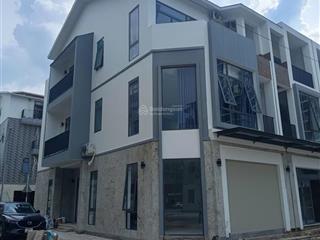 Cho thuê nhà góc unitown complex