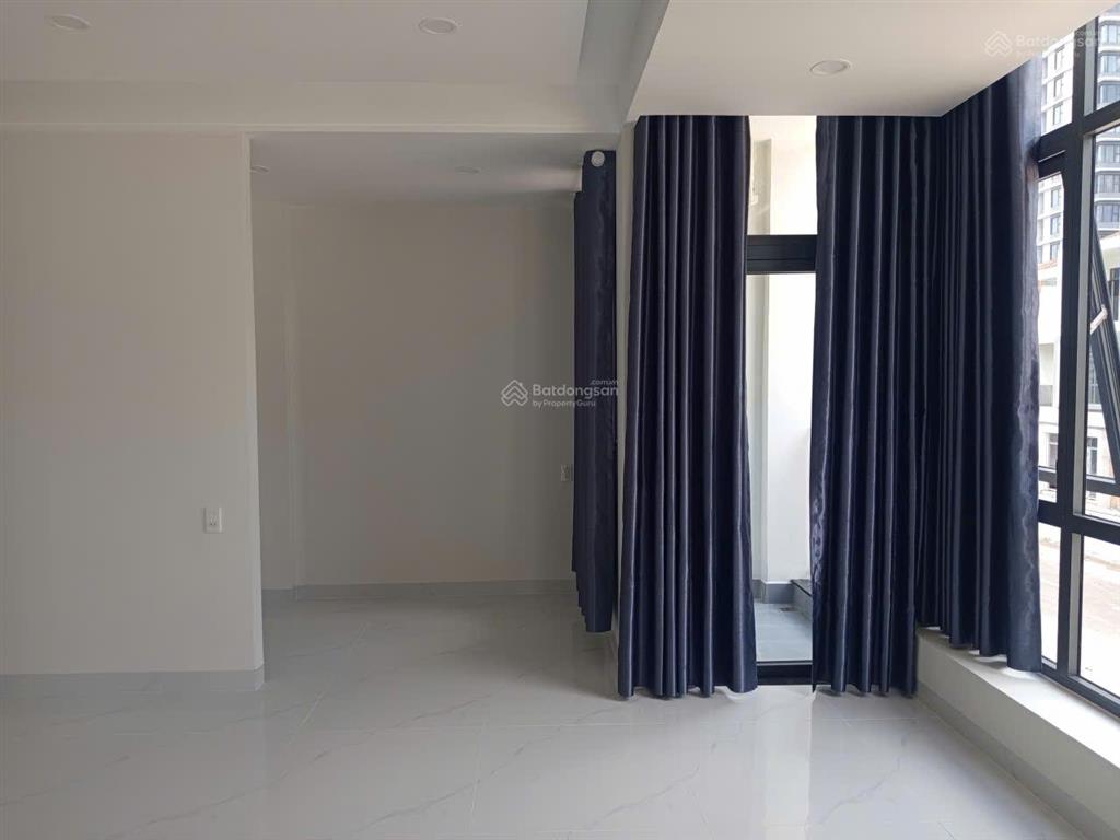 Cho thuê nhà góc unitown complex