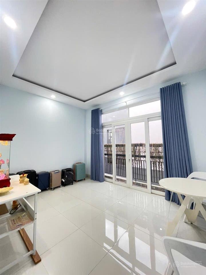 Cần bán nhà 3 tầng kiệt núi thành sát tượng đài 2/9