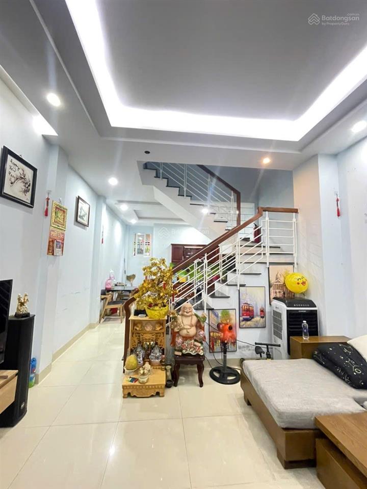 Cần bán nhà 3 tầng kiệt núi thành sát tượng đài 2/9