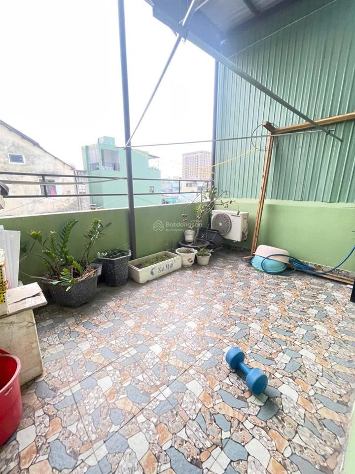 Cần bán nhà 3 tầng kiệt núi thành sát tượng đài 2/9