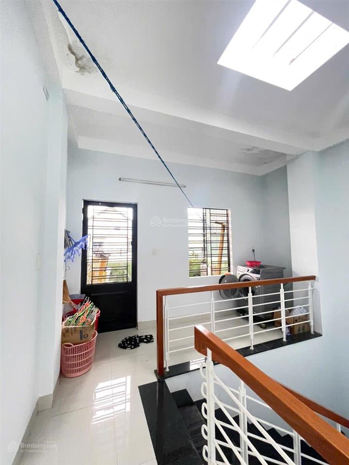 Cần bán nhà 3 tầng kiệt núi thành sát tượng đài 2/9