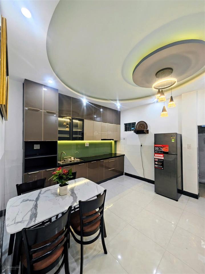 Mình chính chủ chuyển công tác cần bán nhanh nhà 2 tầng kiệt ô tô sau nhà mặt tiền nhơn hòa 9. dt 5