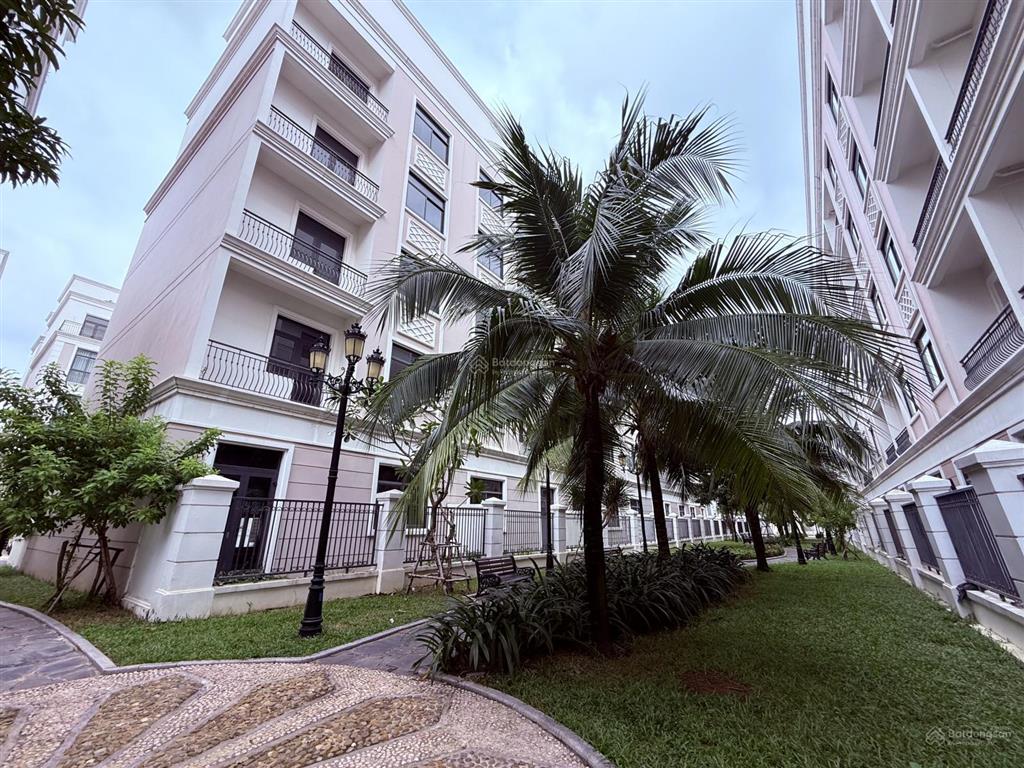 Bán gấp căn nhà phố 5 tầng có sổ hồng 144m thổ cư, giá rẻ nhất thị trường chỉ 23 tỷ  0906 454 ***