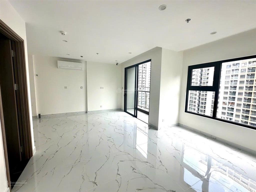 Không có tiền nhận nhà, cắt lỗ 2pn+ view hồ bơi giá chỉ 4,15 tỷ, nhà mới 100%  0906 454 ***