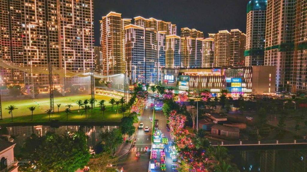 Không có tiền nhận nhà, cắt lỗ 2pn+ view hồ bơi giá chỉ 4,15 tỷ, nhà mới 100%  0906 454 ***