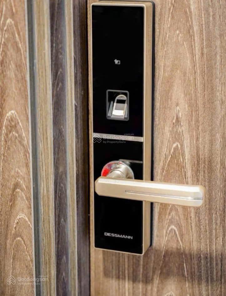 Không có tiền nhận nhà, cắt lỗ 2pn+ view hồ bơi giá chỉ 4,15 tỷ, nhà mới 100%  0906 454 ***