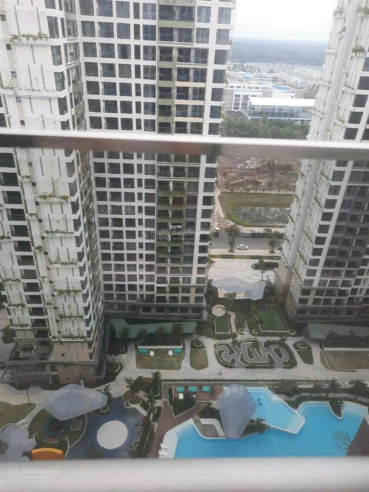 Chủ dễ thương cho thuê 2pn full nội thất view hồ bơi hướng mát, ở liền được  0906 454 *** thuỳ