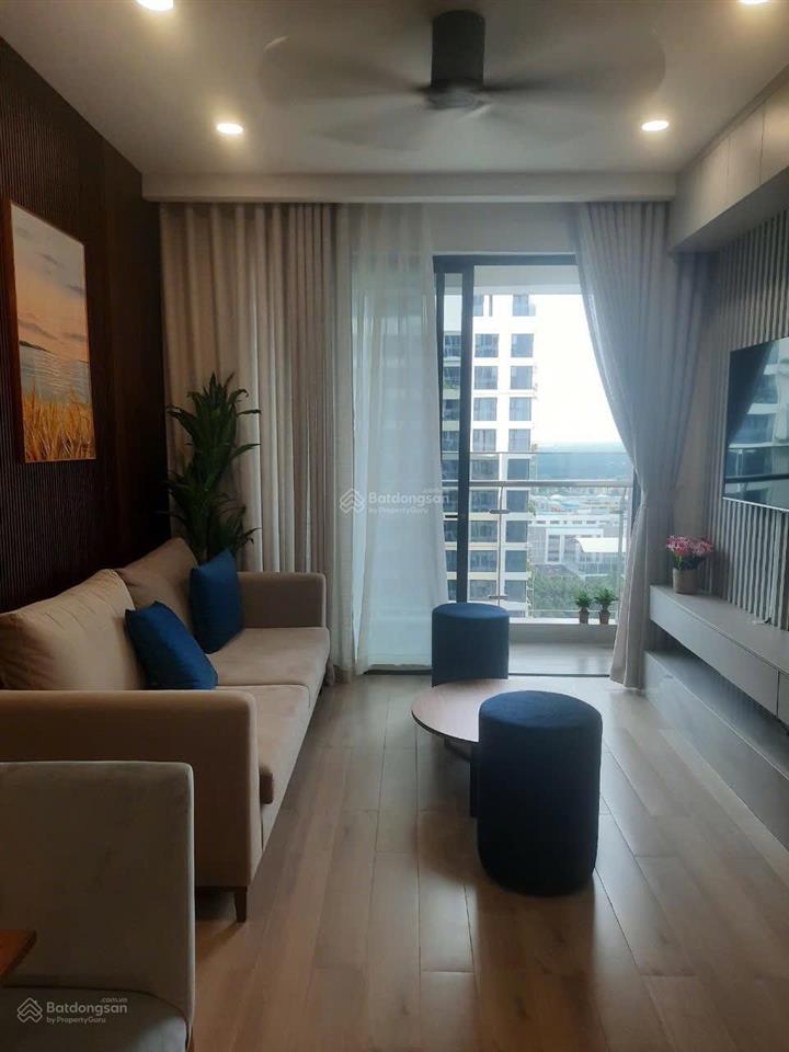 Chủ dễ thương cho thuê 2pn full nội thất view hồ bơi hướng mát, ở liền được  0906 454 *** thuỳ