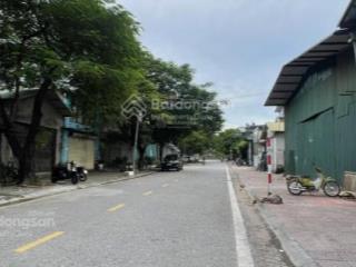 Đất đẹp nằm ngay cửa ngõ long biên. mảnh đất ngay mặt phố xuân đỗ